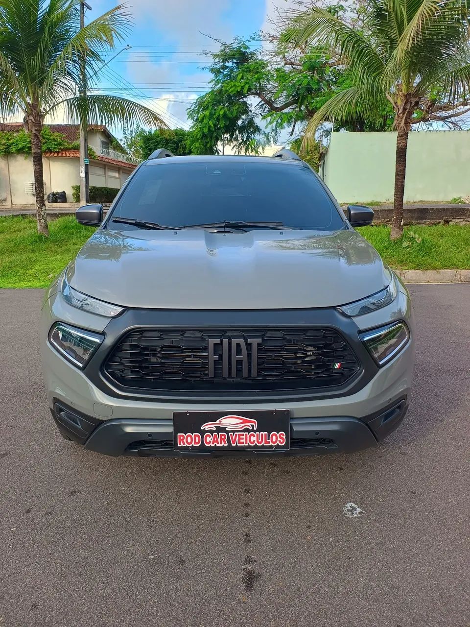 FIAT TORO ULTRA 4×4 A DIESEL 2023 - JÁ FINANCIADO 