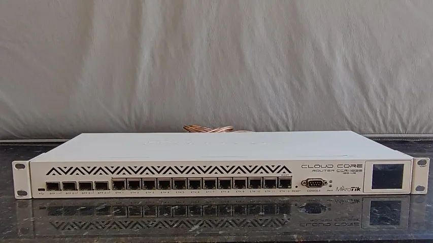 Switch Mikrotik Crs326-24g-2s+rm - Foto 2