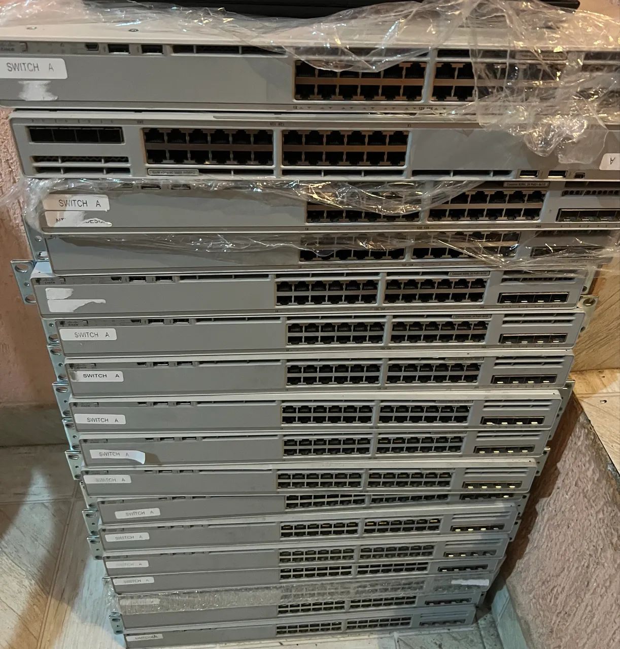 Lote Switch Cisco C9200L 24P 4X1G