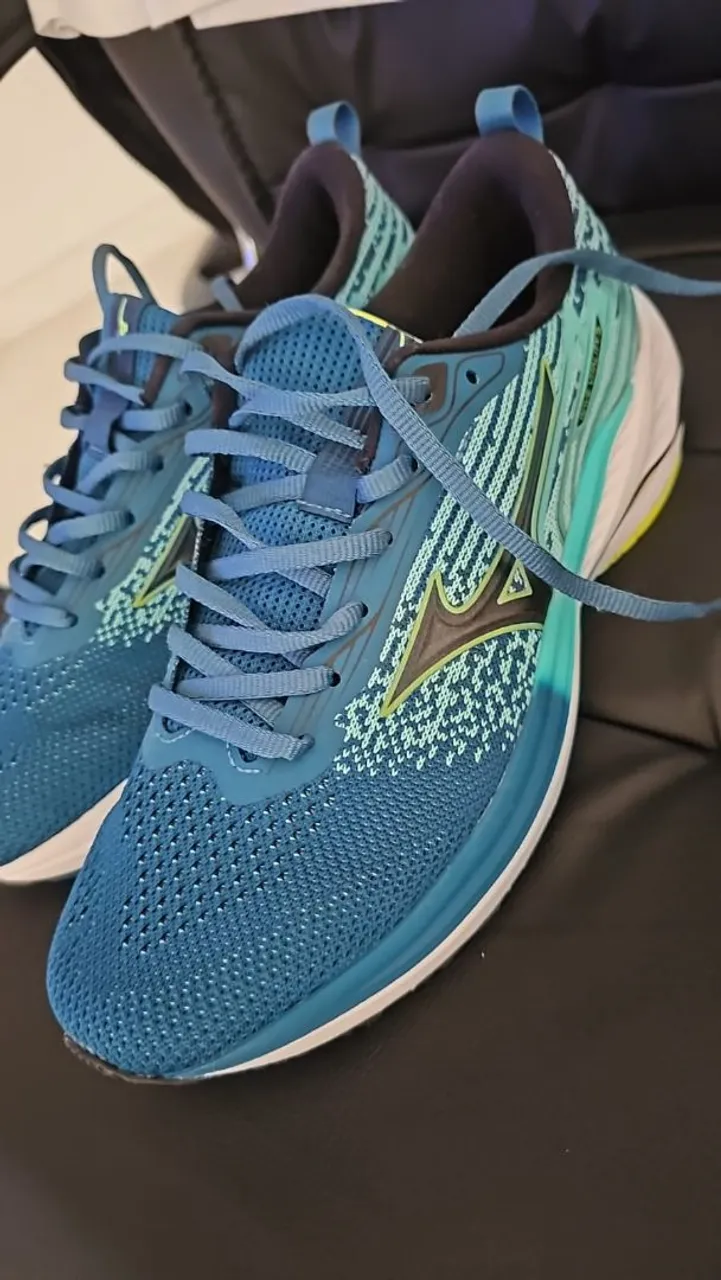 Tênis Mizuno Wave Rider 26 - Azul