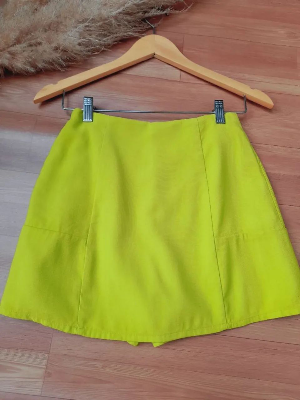 Short Saia Neon com Botões - Foto 2