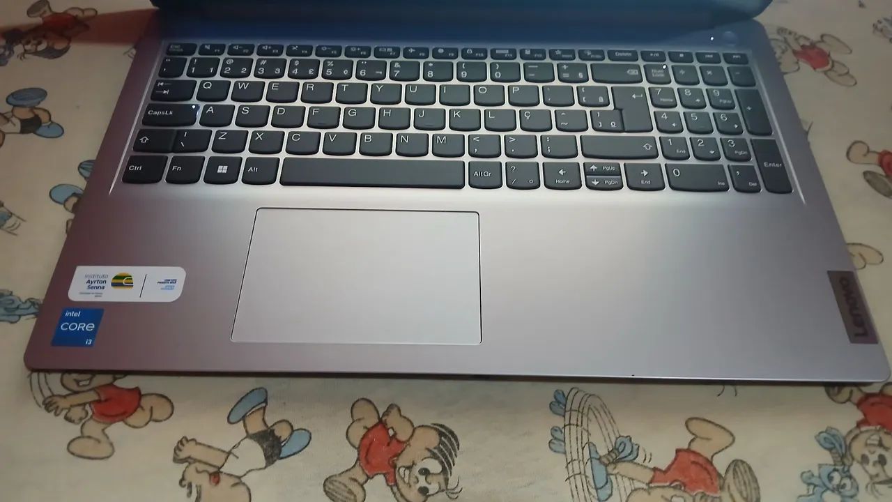 Notebook Lenovo  Ideapad 1 Intel Core I3-1215u. - Foto 2