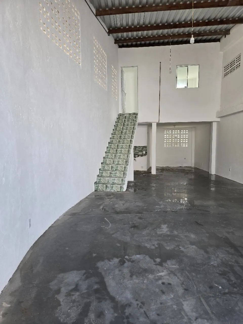 Galpão em Itapuã com 100m2 - Foto 4