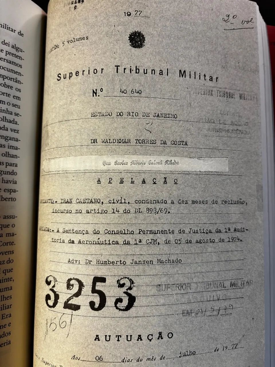 EM NOME DOS PAIS - Foto 3