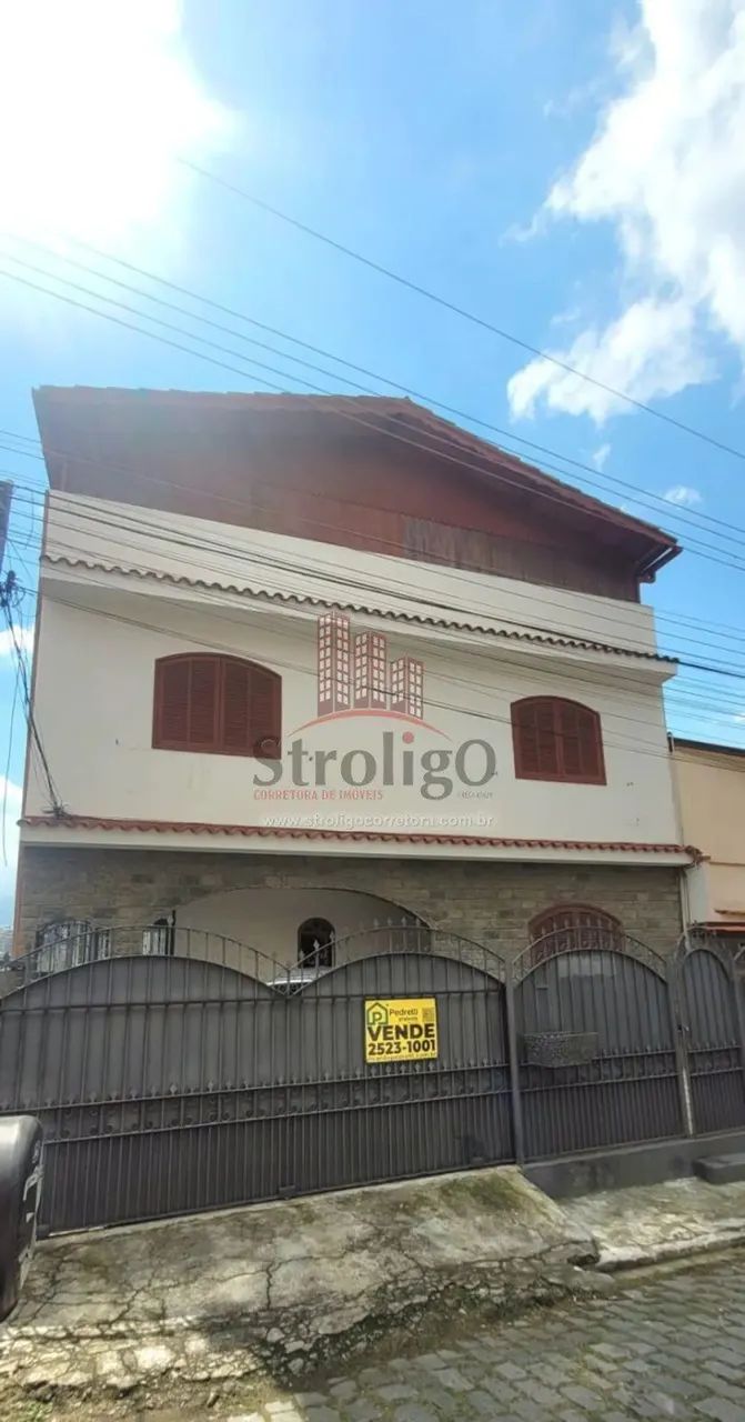 C516 Casa ampla com 3 quartos com terraço, Perissê- Nova Friburgo-RJ