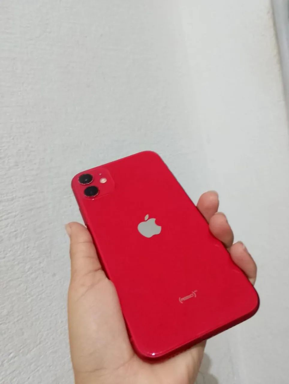 iPhone 11 RED  - Foto 4