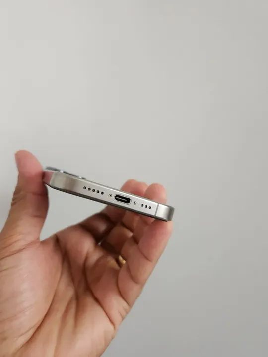 Caixa iphone 15 pro  - Foto 3