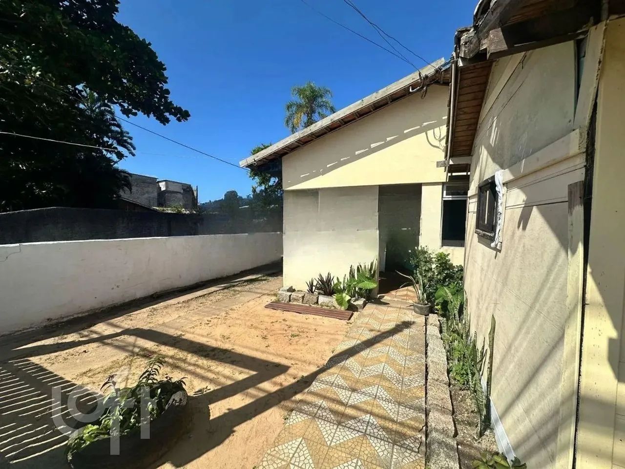 Casa de Madeira frente pra Lagoa da Conceição na Avenida das Rendeiras - Foto 5
