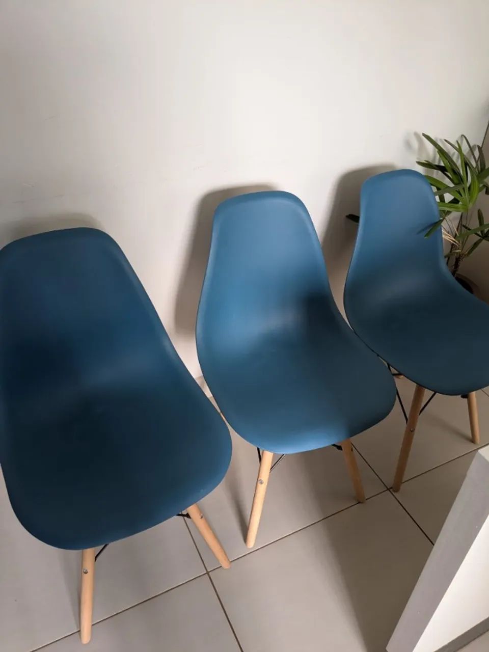 Cadeira Eames Eiffel - Cor turquesa - Foto 4