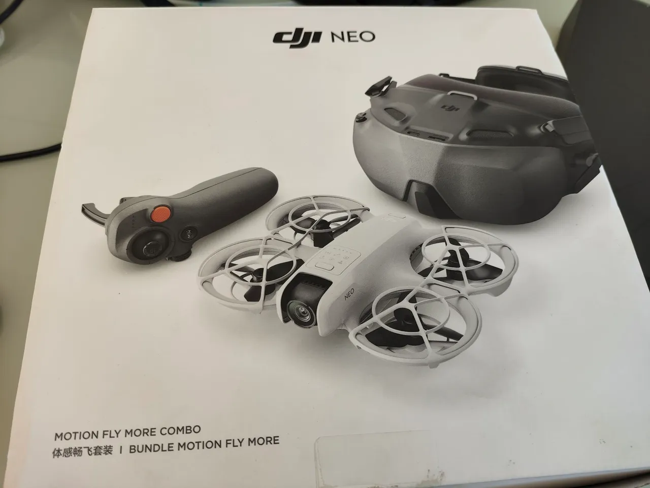 DJI NEO Motion Fly More Combo