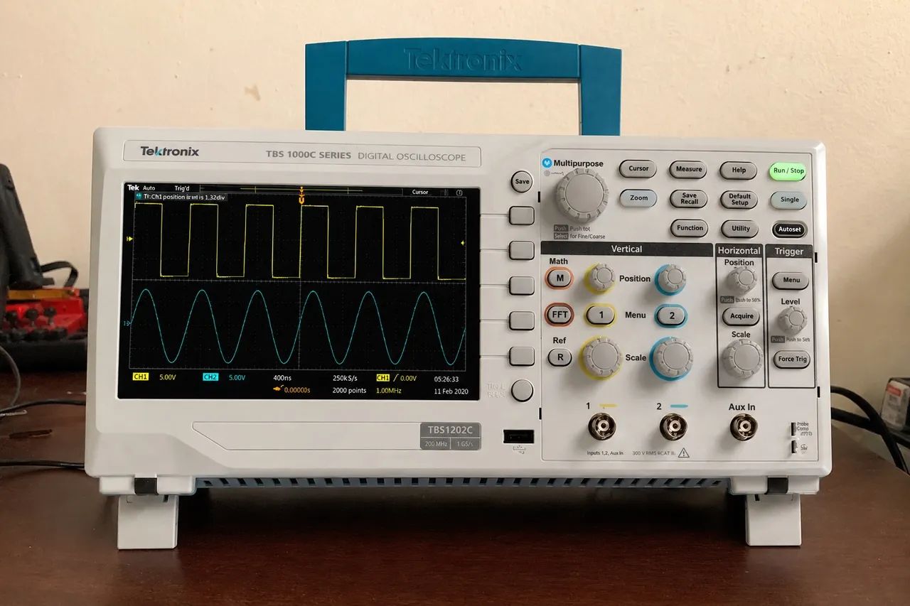 Osciloscópio Tektronix 1202 C