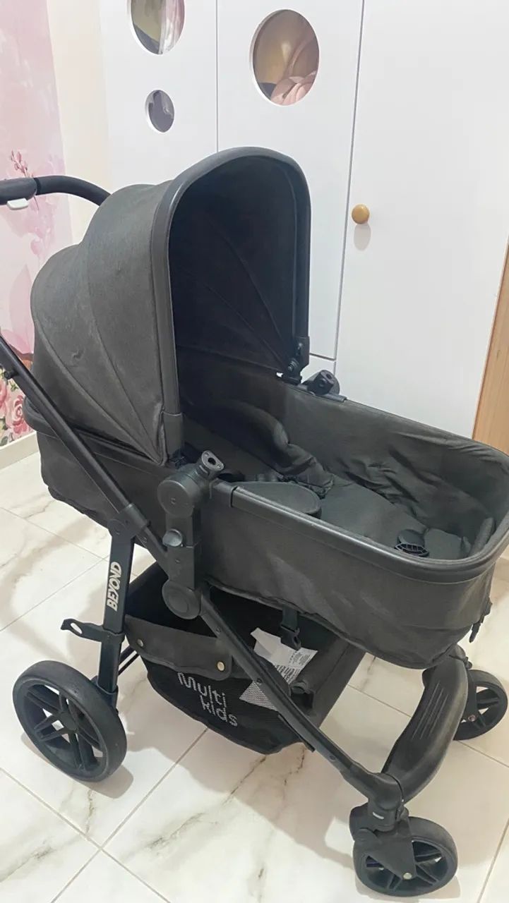 Carrinho de bebê Moisés 