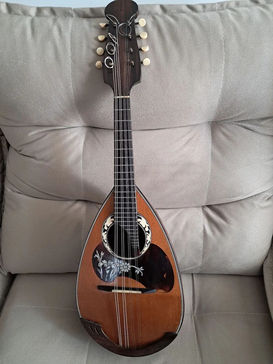 Bandolim Italiano com selo do luthier