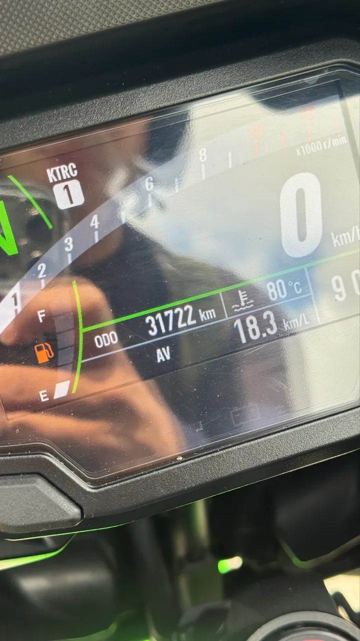 Versys 650 Tourer 2023 - Foto 2