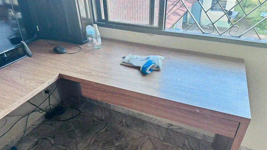 MESA DE ESCRITORIO - Foto 2