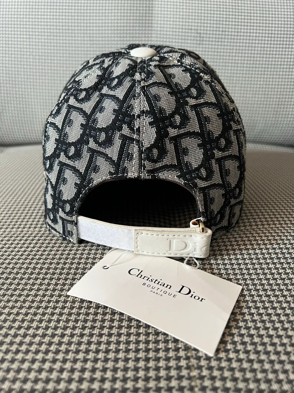 DIOR BONÉ  - Foto 4