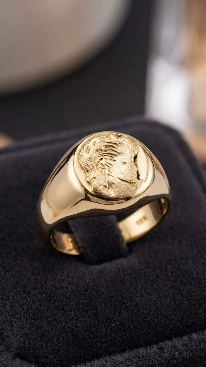 ANEL DE OURO 18K