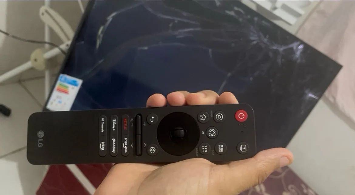 Smart Tv LG nova comprei na Amazon e a tela veio quebrada  - Foto 3