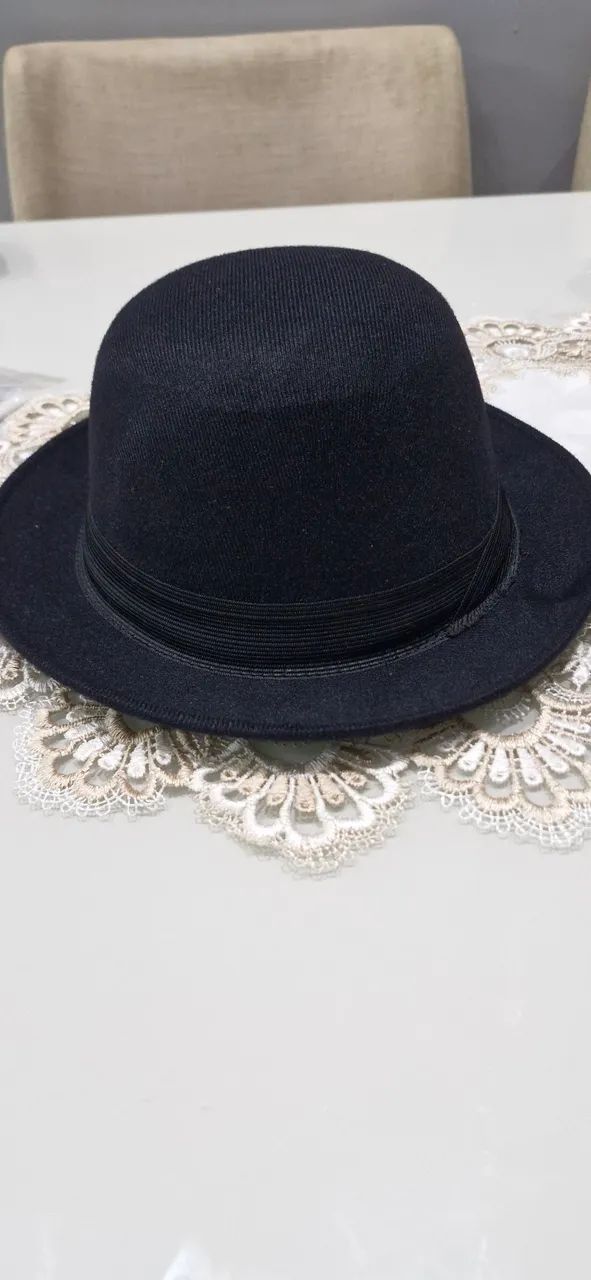 2 chapéus infantil Coco preto. 