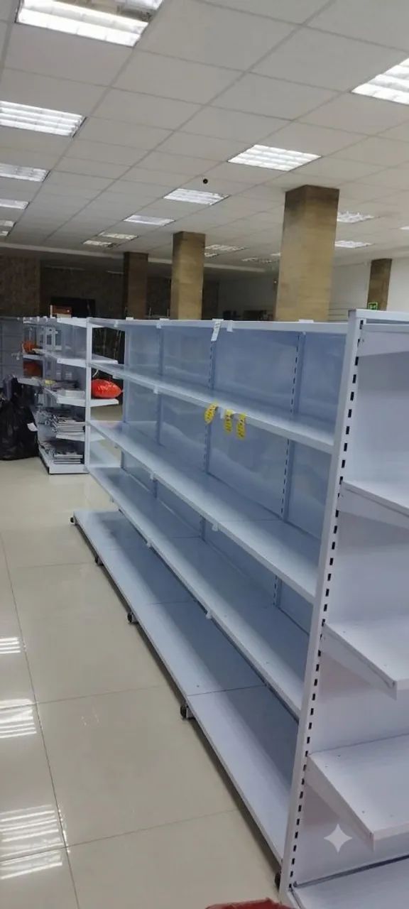 Vende- se Gôndolas de aço  - Foto 3
