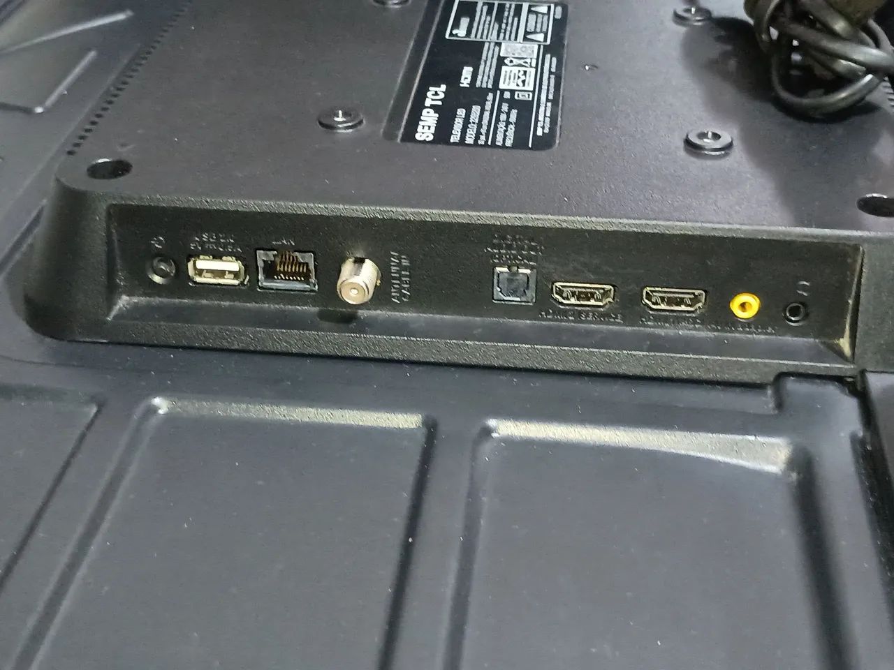 TV SEMP TCL 32P0L. - Foto 3