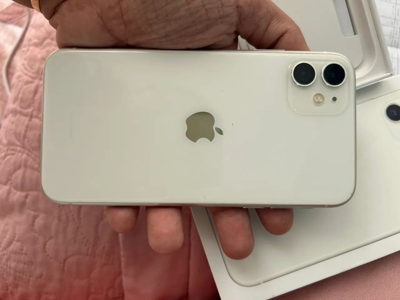 Iphone 11 com nota e caixa - Foto 3