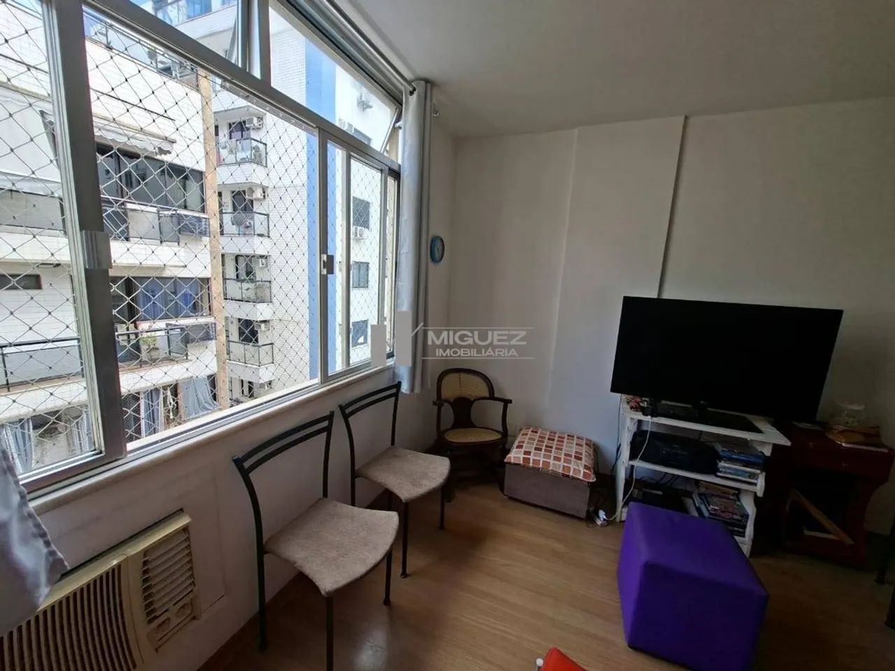 Apartamento a venda, Tijuca, Rua Araújo Pena, sala em 2 ambientes, 2 quartos, banheiro soc - Foto 2