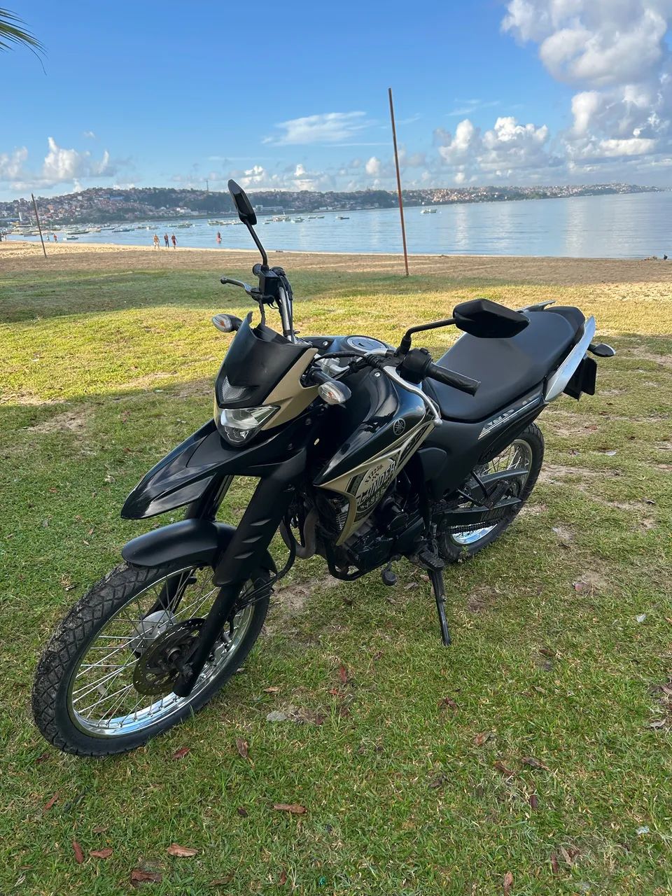 Lander 250  - Foto 3