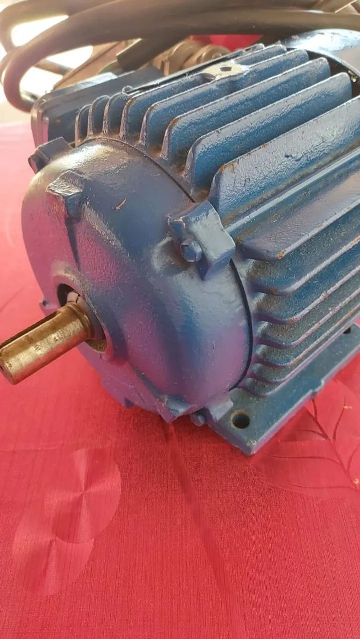 Motor elétrico trifásico  - Foto 3
