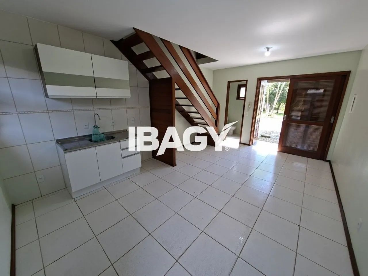 Excelente Casa 1 dormitório(s) em Campeche - Florianópolis - Foto 2