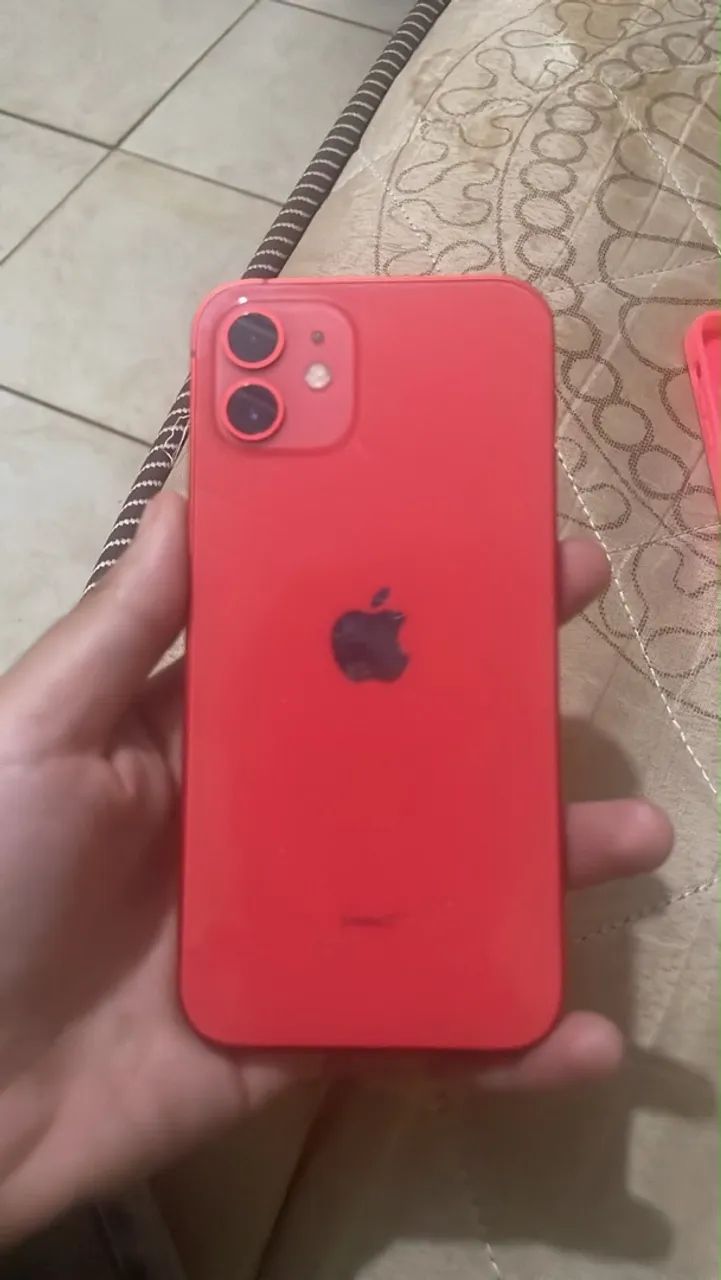 iPhone 12 vendo ou troca com volta sua 