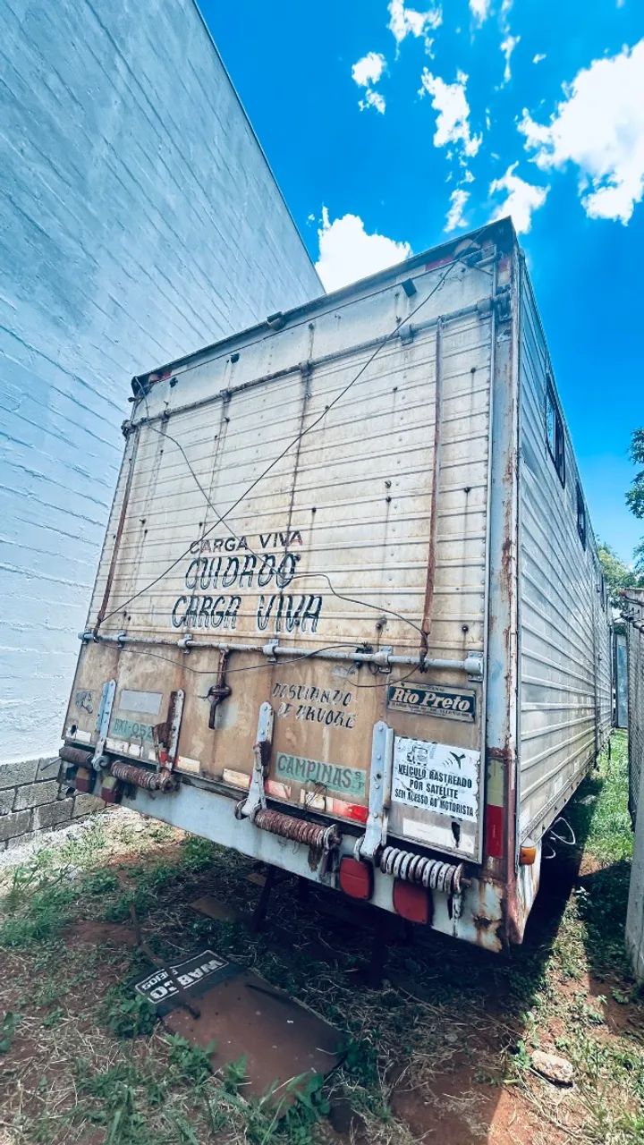 Bau Para transporte de cavalos - Foto 2