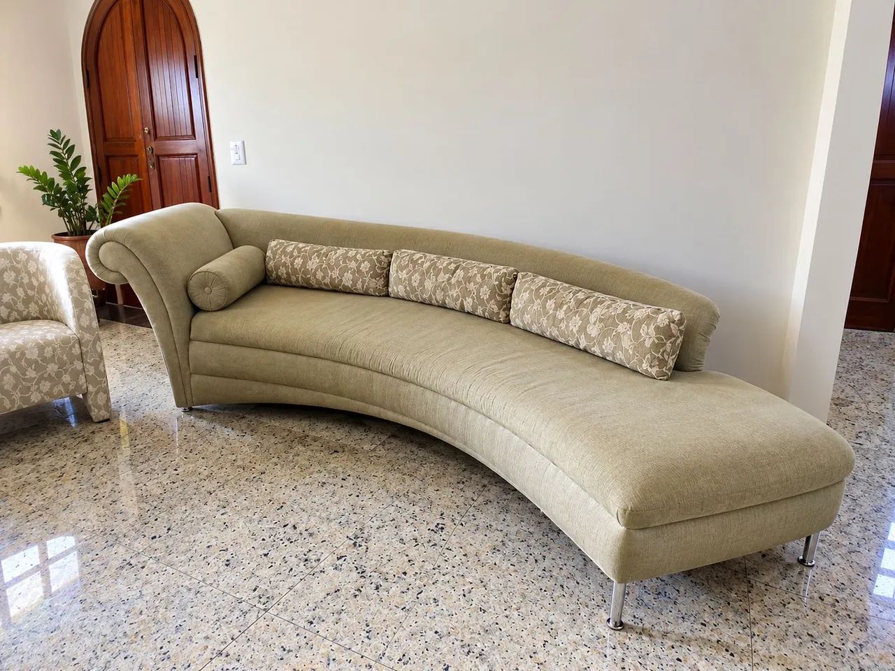 Sofá divã Lider + 2 poltronas