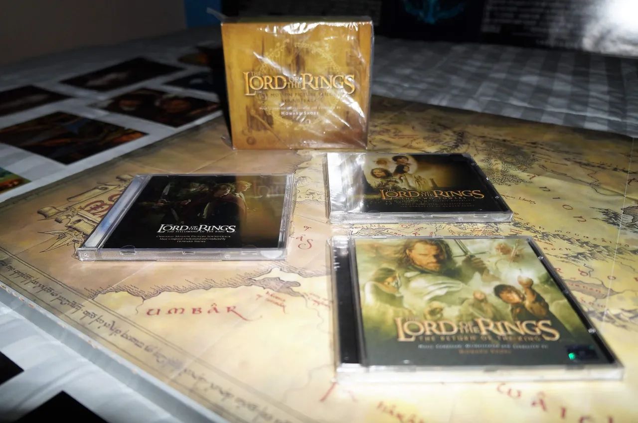 O Senhor dos Anéis - Trilha Sonora [CD] - Foto 2