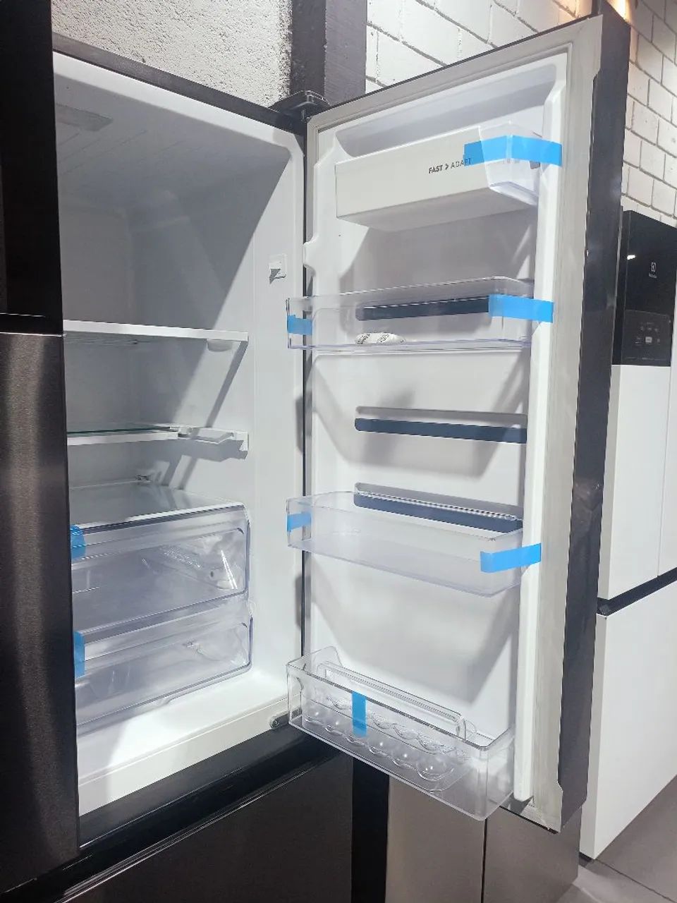 Geladeira Electrolux Im8s Black - Foto 2