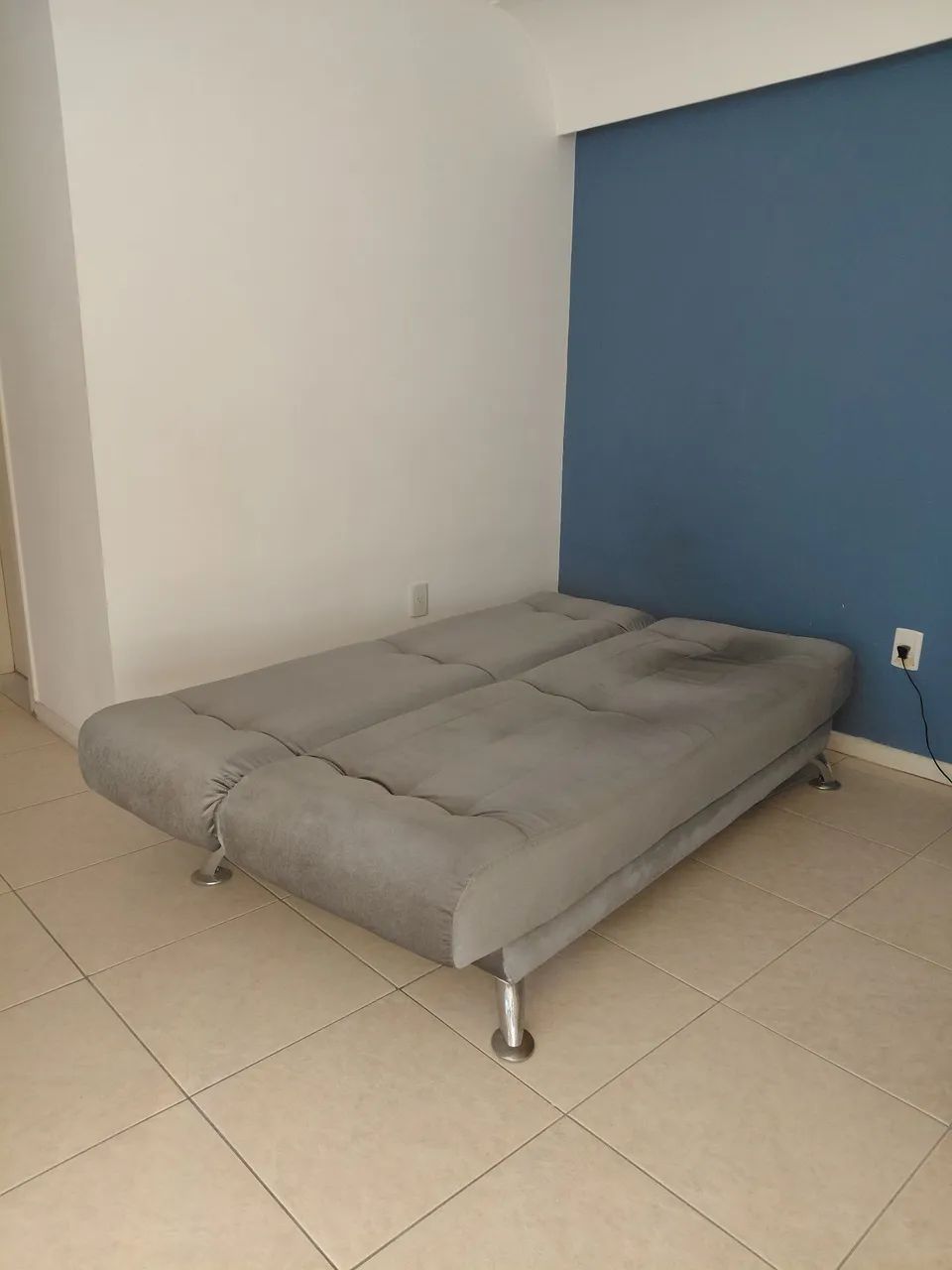 Sofá cama - RETIRAR NO LOCAL,NÃO FAÇO ENTREGA.494528950520391685