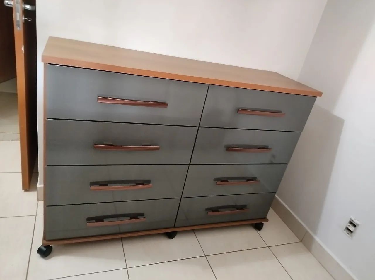 Cômoda jade 8 gavetas, entrega e monta  - Foto 4