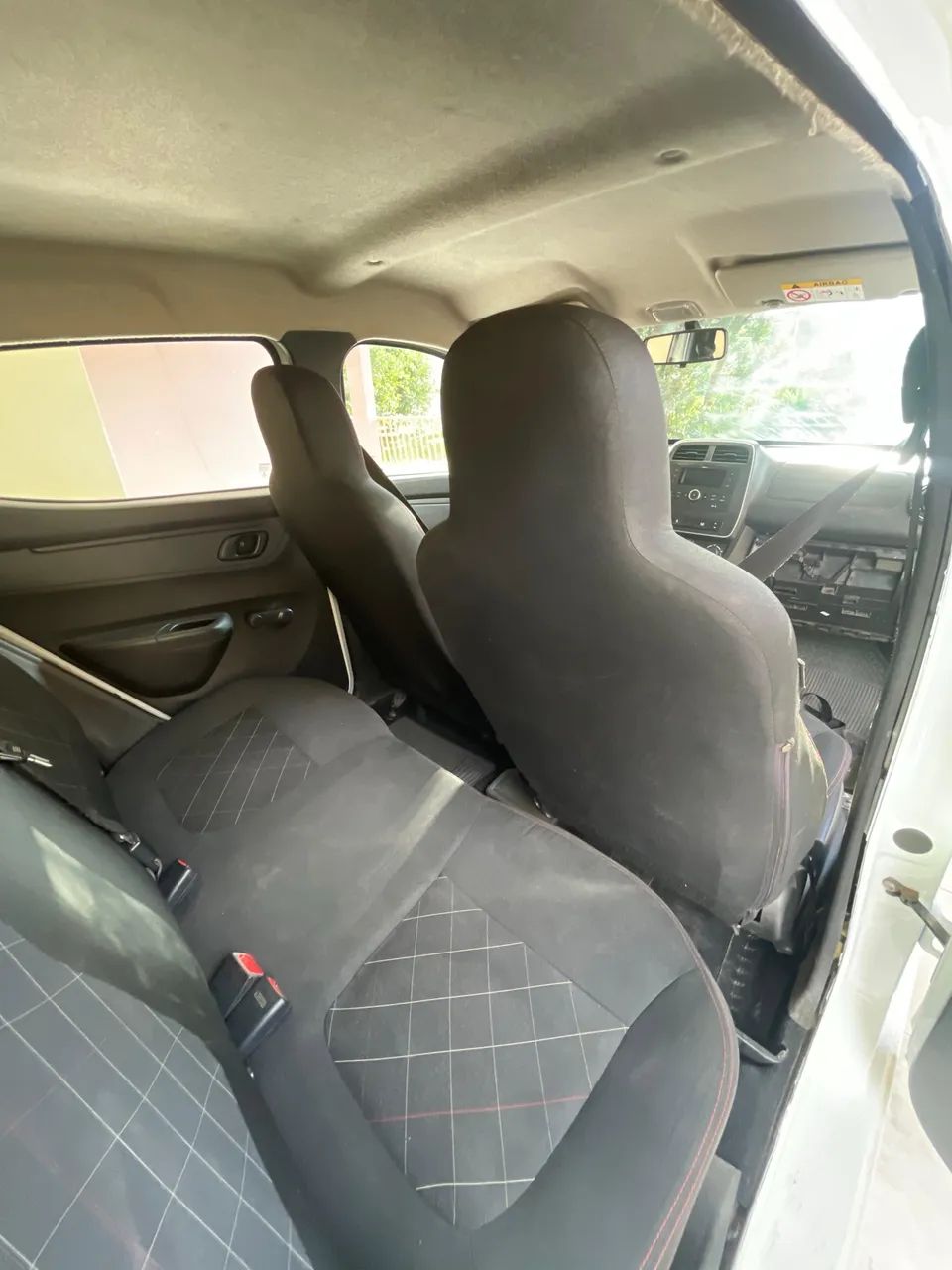 Renault Kwid Zen 1.0 Flex 12V 5P Mec. 2022 - Foto 2