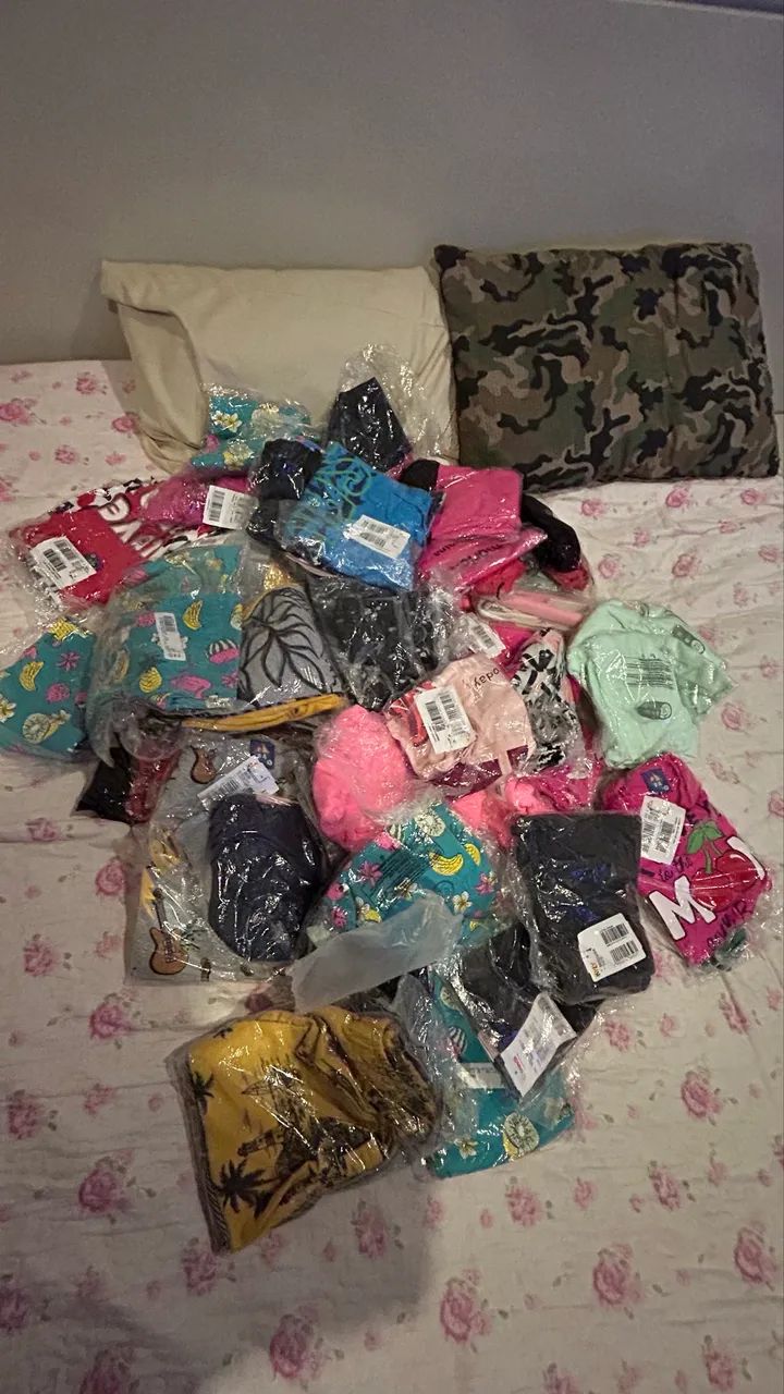 Lote de Roupas infantis 