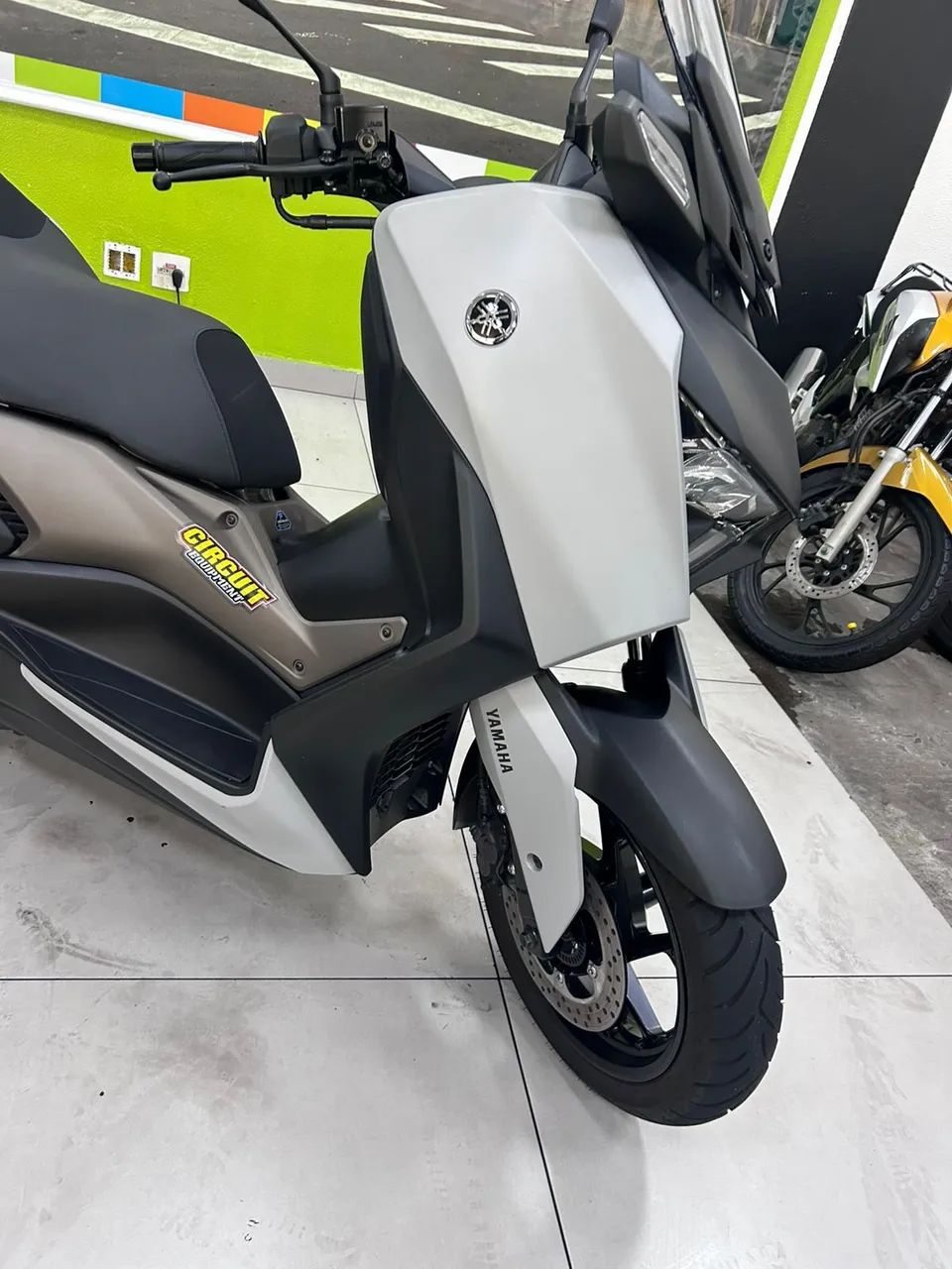 YAMAHA XMAX 250 CONNECTED ABS - Foto 3