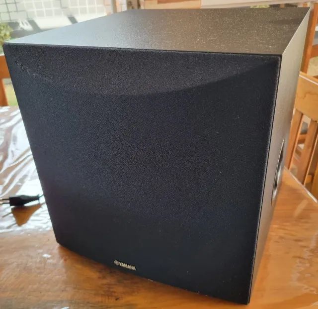 Subwoofer Yamaha NS 50 seminovo