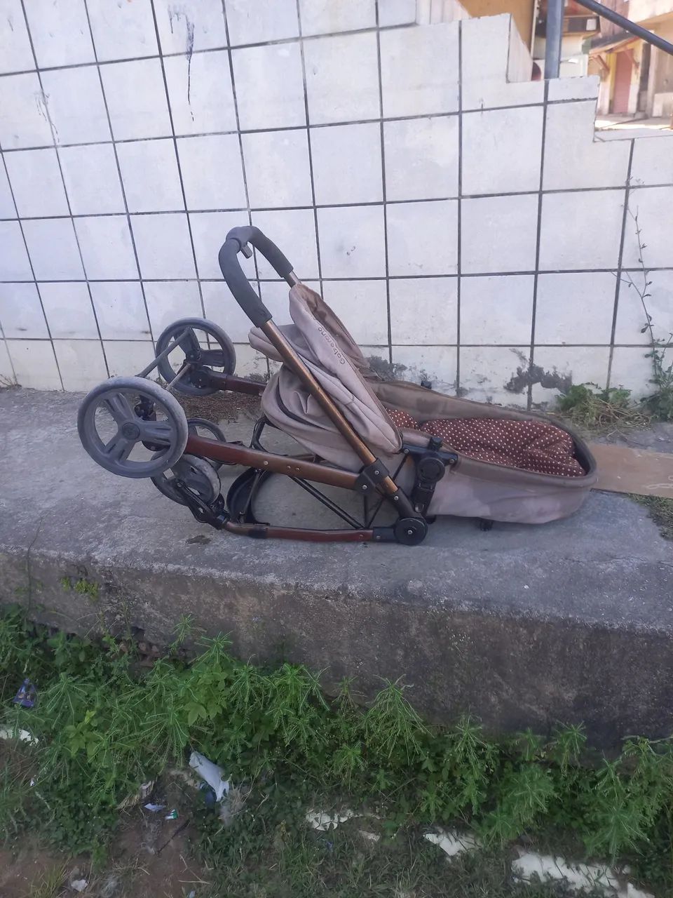 Carrinho de bebê.  - Foto 3
