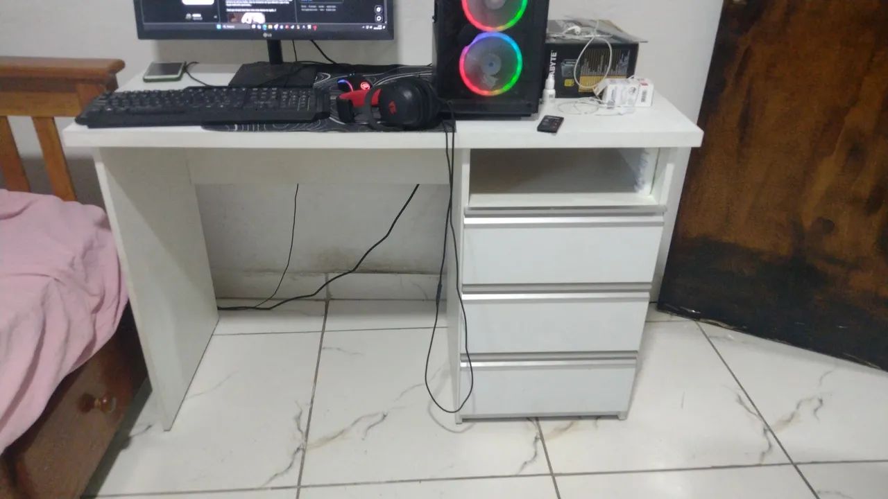 Mesa de escritório 