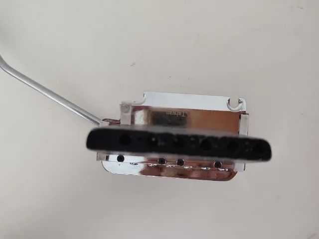 Ponte Guitarra Babicz Full Contact Stratocaster FCH-2 Pivôs (sem pivôs e molas) - Foto 3