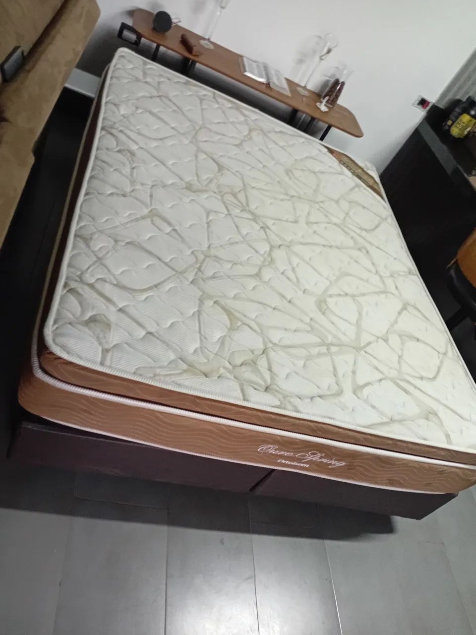 Vendo cama de casal Queen entrego  - Foto 3