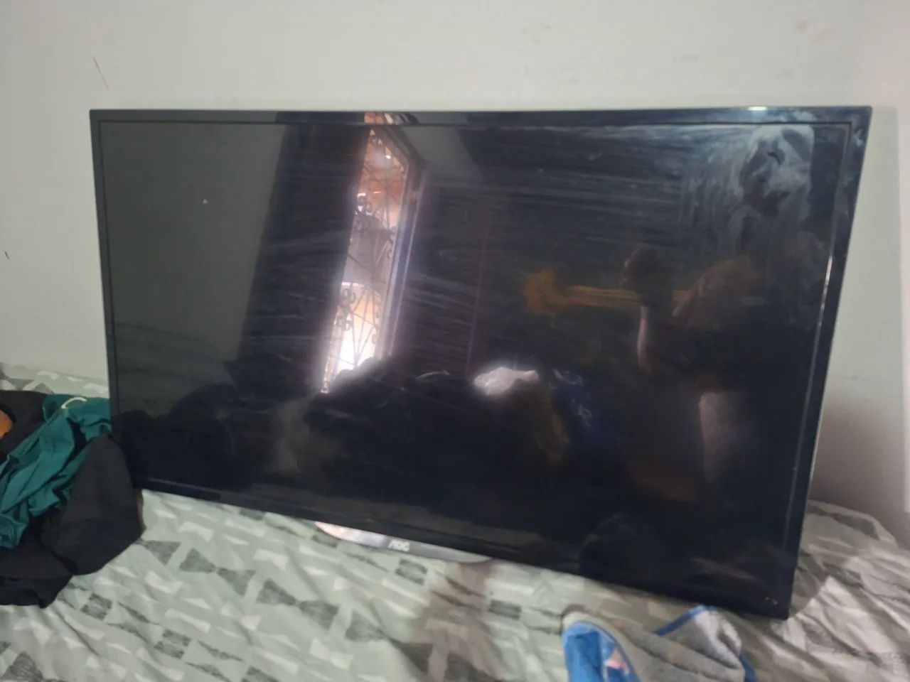 Vendo TV 32 polegadas nao e smart