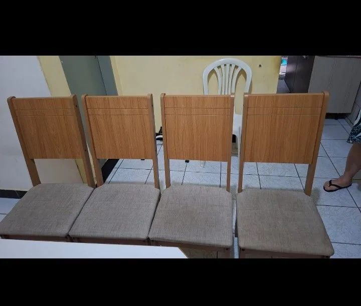 Vendo mesa 4 cadeiras de mdf - Foto 5