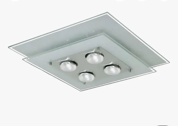 Lustre com 4 lâmpadas 