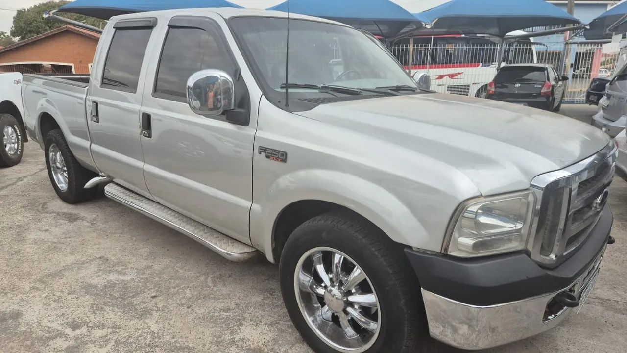 Ford F-250 XLT 4.2 180cv CD TB Diesel 2004
