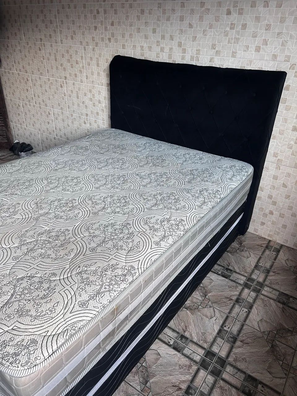 Cama Box casal + cabeceira  - Foto 2